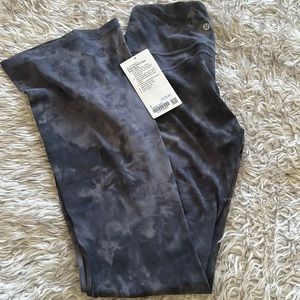 NWT Lululemon Groove SHR Flare Pant *Nulu